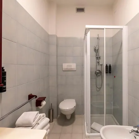 Hi Hotel 3*